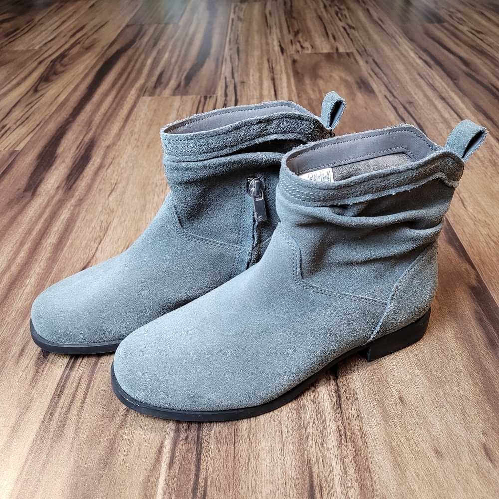 Koolaburra by UGG Lorelei Grey Suede Slouchy Boots